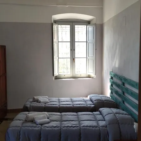 Хостел Domus Narnia *